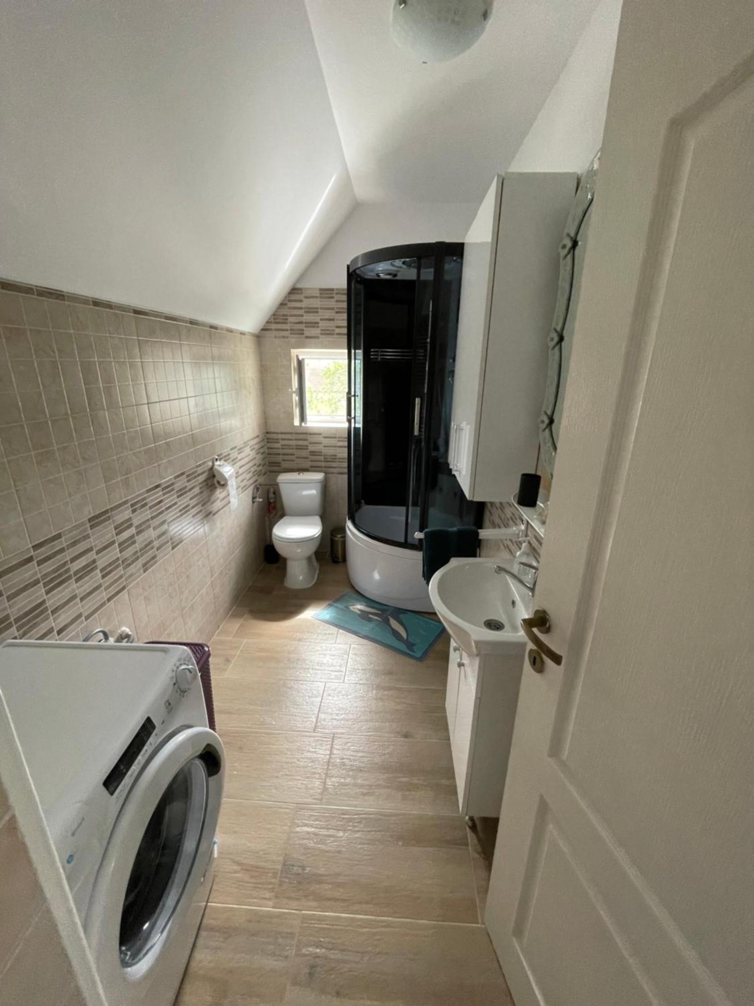 Sara Apartament Лугож Экстерьер фото
