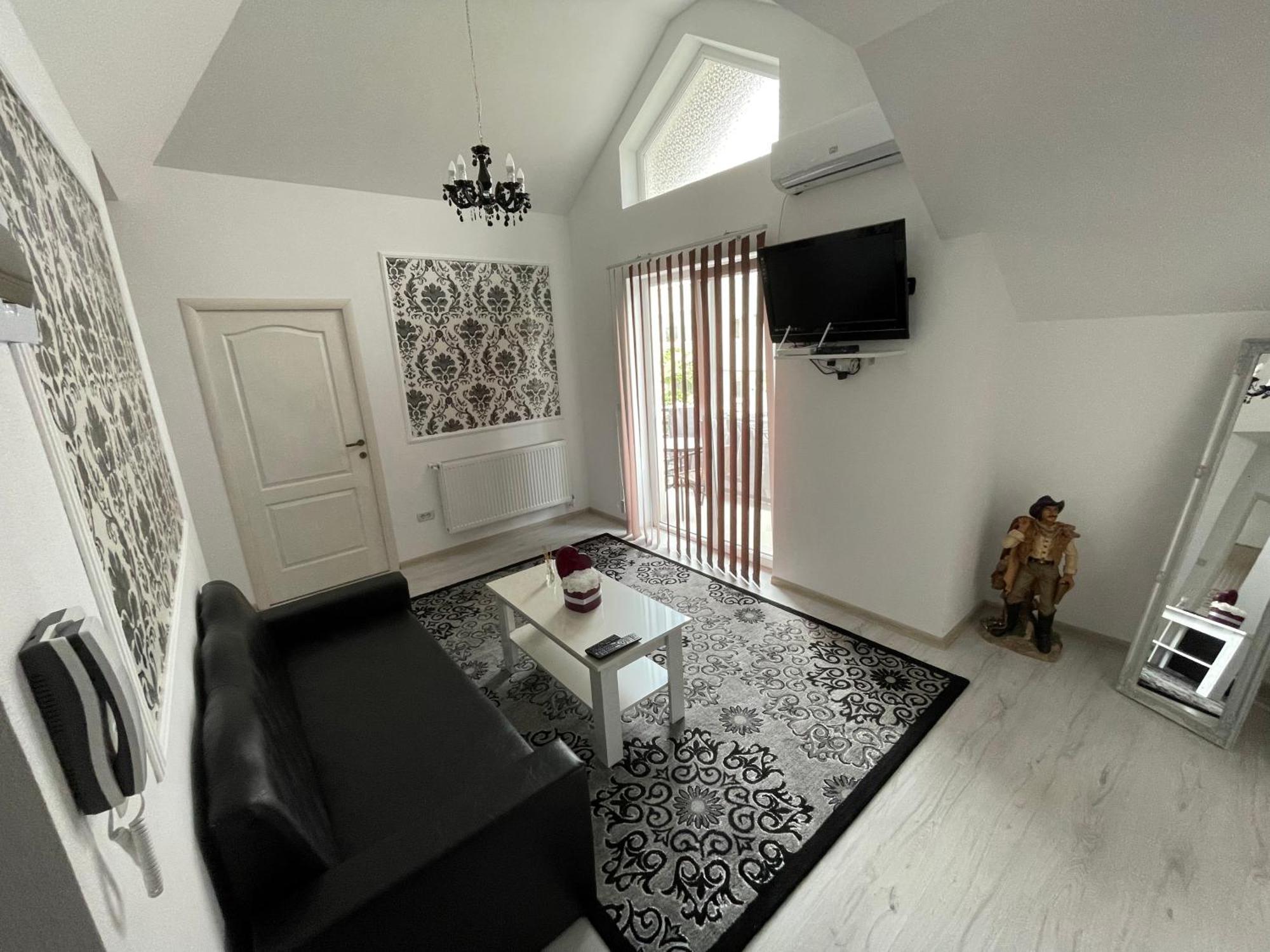 Sara Apartament Лугож Экстерьер фото